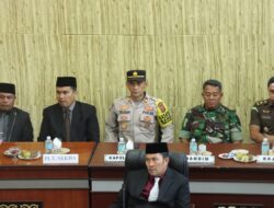 Kasdim 0119/BM Bersama Forkopimda Hadiri Rapat Paripurna