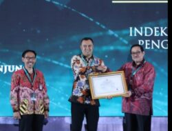 Management ASN Dinilai Sangat Baik Bupati Sijunjung Terima dua penghargaan Anugerah Meritokrasi 2023