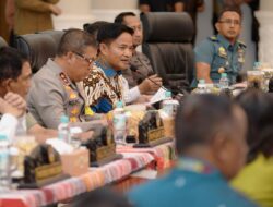 *Pj Gubernur Sebut Masalahnya Bukan Pasokan, Tapi Jalur Distribusi yang Panjang*