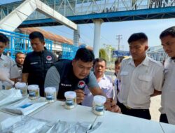 “Sat Narkoba Polres Pelabuhan Belawan Gelar Pemeriksaan Urine ABK KM Kelud dan Supir Bus di Dermaga Bandar Deli.