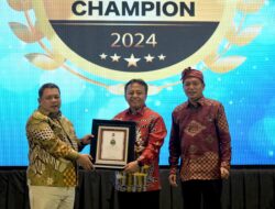 Pemdaprov Jabar Terima Penghargaan The Best Regional Champion 2024