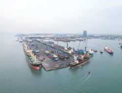 Produktivitas Melonjak Dan Port Stay Menurun Di Pelabuhan Jamrud Nilam Mirah Pasca Transformasi.