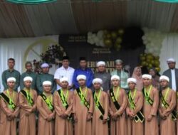 Wisuda 23 Santri di Ponpes Darul Mursyidin Nagari Kapa: Wabup Risnawanto Memberikan Apresiasi