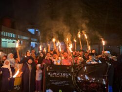 Pawai Obor Menyambut Tahun Baru 1 Muharam 1446 Hijriah Di Mustikasari Bekasi Timur