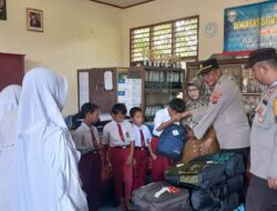 Masyarakat Apresiasi Kapolsek Gunung Tuleh IPTU Deswandi Karna Kegiatan Sosial Bagikan Peralatan Sekolah Hampir Setiap Bulan