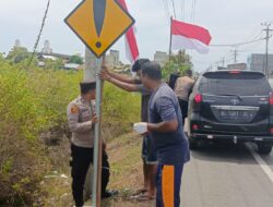 Pemasangan Bendera Merah Putih: Polsek Panteraja dan Masyarakat Meriahkan HUT RI ke-79 dengan Tema ‘Nusantara Baru, Indonesia Maju.