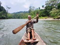Puluhan Tahun, Perahu Kayu Tradisional Trasportasi Utama Masyarakat Desa Pasir Putih