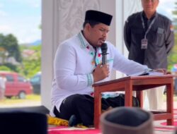 Pasangan ERA Mengikuti Uji Kontestasi Baca Al Quran Di Mesjid Babussalam