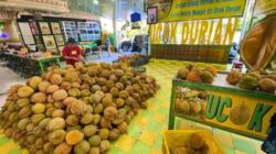 Tersohornya Ucok Durian,Tak Lengkap ke Medan Kalau Belum ke Ucok Durian.