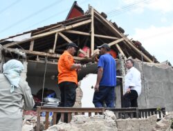 GEMPA BUMI BANDUNG, Sekda Herman Suryatman Pantau Kesiapan Petugas di Posko Bencana