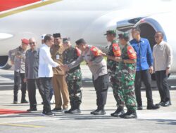 Kapolda Aceh Sambut Kedatangan Presiden Jokowi