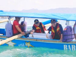 DKP Jabar Berhasil Lepas 300 Ekor Lobster ke Laut