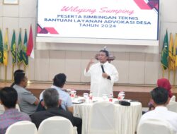 Perangkat Desa Dilatih Menjadi Paralegal