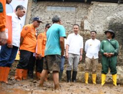 Bey Machmudin Turun ke Lokasi Banjir di Banjaran Wetan