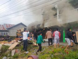 Kebakaran Hanguskan Dua Rumah dan Berdampak Dua Rumah Lainnya di Bener Meriah