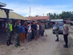 Danramil Dan Wakapolsek Adakan Apel Bersama Untuk Jum,at Bersih Lingkungan Di Desa Bulu Sema Suro Makmur