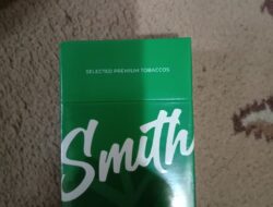 Masih banyaknya barang jual beli Ilegal tanpa pajak , seperti Roko Smithh Selected Premium Tobaccos