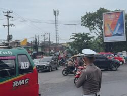 Mengatur Untuk Mengurai Kepadatan Lalu Lintas di Jalan,Yang Di laksanakan Oleh Satlantas Polrestabes Medan.
