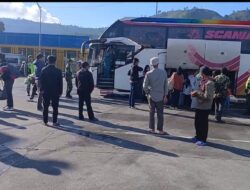 Menjaga Kondusifitas Wilayah, Anggota Koramil 02/Bebesen Melaksanakan Penertiban Di Terminal Tipe – A