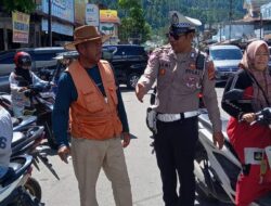 Ciptakan Keamanan Dan Keselamatan Di Jalan Raya Polisi Di Aceh Tengah Berikan Sosialisasi Pada Juru Parkir