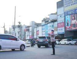 Operasi Keselamatan Hari Kedua : Ditlantas Polda Sumut terapkan Buddy System dalam Pengaturan Lalu Lintas Pagi