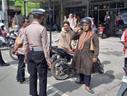 Ciptakan Kamseltibcar Di Bulan Ramadhan, Satlantas Polres Aceh Tengah Berikan Sosialisasi Pada Juru Parkir