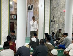 Taraweh Di Masjid Taqwa Hakim Bale Bujang, Kapolres Aceh Tengah : Pastikan Kompor Mati Dan Ingatkan Anak Tidak Balap Liar