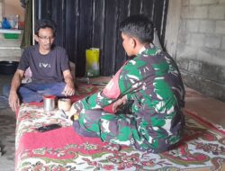 Monitoring Perkembangan Wilayah Binaan, Babinsa Sambangi Rumah Warga