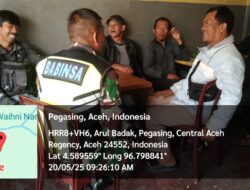 Mempererat Hubungan, Babinsa Koramil 03/Pegasing Komsos di Desa Arul Badak