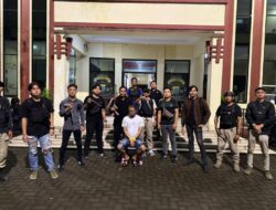 Polisi Gerebek Bengkel Sajam di Bitung, Pemilik Diamankan