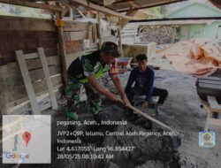 Wujud Kepedulian Babinsa Melaksanakan Komsos Bersama Masyarakat Desa Lelumu