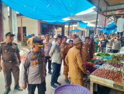 Polres Pidie Jaya Bersama Forkopimda Sidak Pasar Trienggadeng: Cek Harga Sembako dan Tertibkan Lapak