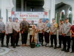 Polsek Ulim Polres Pidie Jaya Gelar Bakti Sosial dan Pembagian Sembako Sambut Hari Bhayangkara ke-79