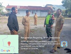 Wujud Kepedulian Babinsa Melaksan Komsos Bersama Nasyarakat Uring Bahas Harga Kopi