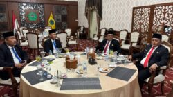 Di Tengah Peringatan Hari Bhayangkara, Kalapas Pamekasan Lakukan Koordinasi dengan Bupati Pamekasan