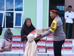 Peduli Sesama, Polres Bener Meriah Salurkan Bantuan Sosial untuk Kaum Dhuafa
