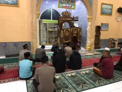 Polres Bener Meriah Gelar Subuh Keliling di Masjid Babussalam, Kapolres Sampaikan Pesan Kamtibmas