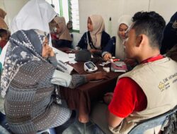 Tim KKN-L Universitas Syiah Kuala kampung baru 76, Lakukan kegiatan “Home Visit “