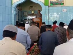 Kapolsek Bukit Jadi Khatib Shalat Jum’at di Masjid Al-Muhajirin, Sampaikan Pesan Kamtibmas 