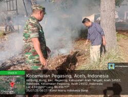 Wujud Kepedulian Babinsa, Serda Adi R. Laksanakan Bhakti Bersama Warga Desa Kung