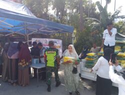 Personel Koramil 03/TG Amankan Operasi Pasar Murah di Kecamatan Gajah Putih