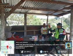 Babinsa Koramil 09/Ketol Laksanakan Komsos Bersama Petani di Desa Blang Mancung Bawah