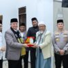 Kapolres Pidie Jaya Dampingi Komjen Pol (Purn) Rycko Amelza Beri Kuliah Kebangsaan di Pesantren$