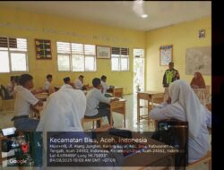 Wujud Kepedulian Babinsa: Laksanakan Sosialisasi Rekrutmen TNI AD kepada Siswa di Desa Atang Jungket