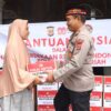 Dalam Rangka HUT RI ke-80, Kapolres Bener Meriah Serahkan Bantuan Sosial Untuk Masyarakat Kurang Mampu