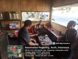 Wujud Kepedulian Babinsa Melaksanakan Komsos Bersama Masyarakat Desa Wih Nareh