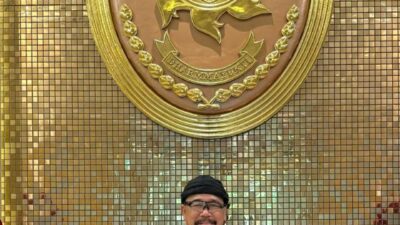 Prof Dr Sutan NasomalDesak Presiden RI: Hukum Mafia Ilegal Niaga Black Stone di Gorontalo! kasus Black Stone Jangan Dipandang Remeh!