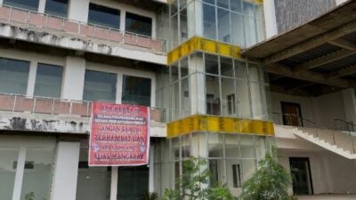 Prof Dr Sutan Nasomal Minta Presiden Perintahkan Menteri Gubernur Wujudkan Rumah Hantu Pemkab Sukabumi Harus!!!