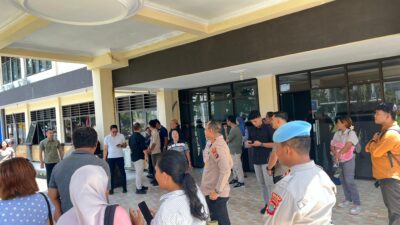 Kapolres Bitung Tinjau Langsung Layanan SKCK, Pastikan Semua Terlayani