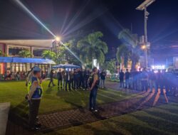 Personel Polres Bitung Diberi Arahan Humanis Sebelum Patroli Malam